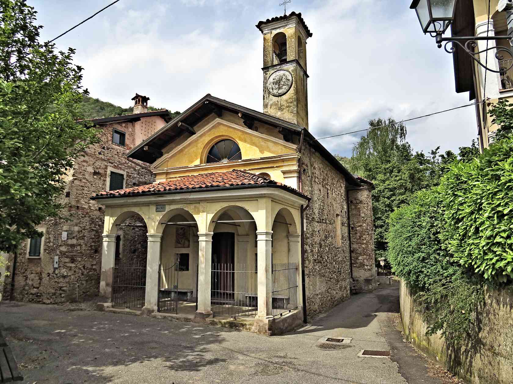 Il Giardino delle Grotte di Ara